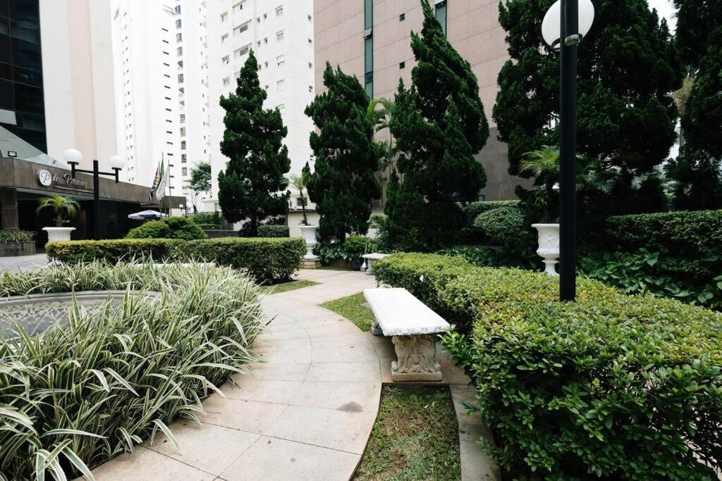 Flat 1712 - 1712 •le Premier Jd. Paulista Apartamento